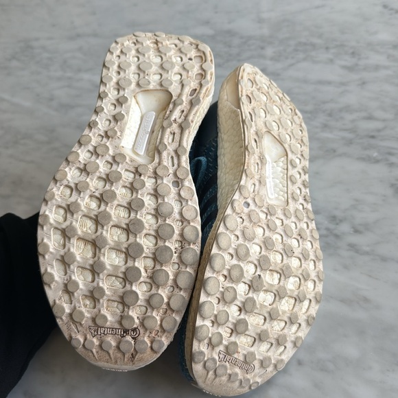 Adidas Ultra Boost Parley - Picture 8 of 8